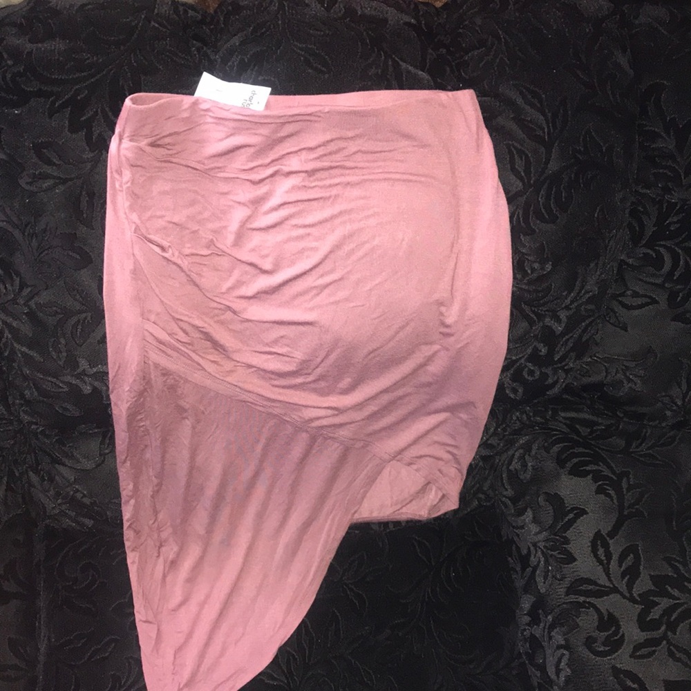 *BRAND NEW* H&M High-Low Stretch Skirt
